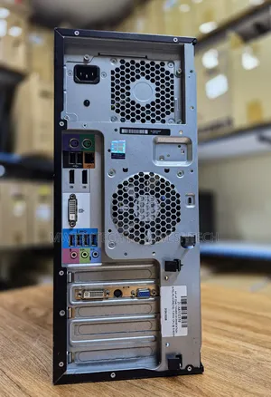 Desktop Computer HP Z240 8GB Intel Core i7 HDD+SSD 256GB