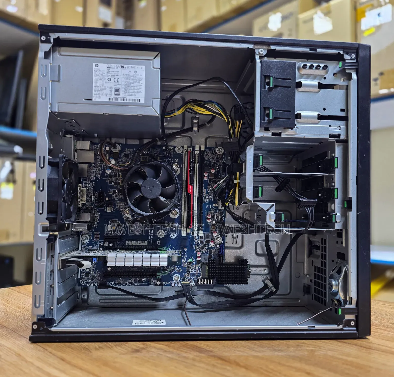 Desktop Computer HP Z240 8GB Intel Core i7 HDD+SSD 256GB