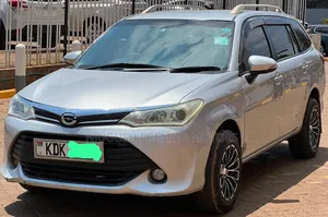 Toyota Corolla Fielder 2015 Silver