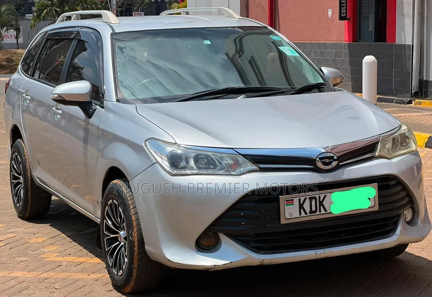 Toyota Corolla Fielder 2015 Silver