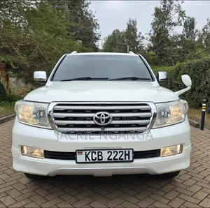 Toyota Land Cruiser 2008 White