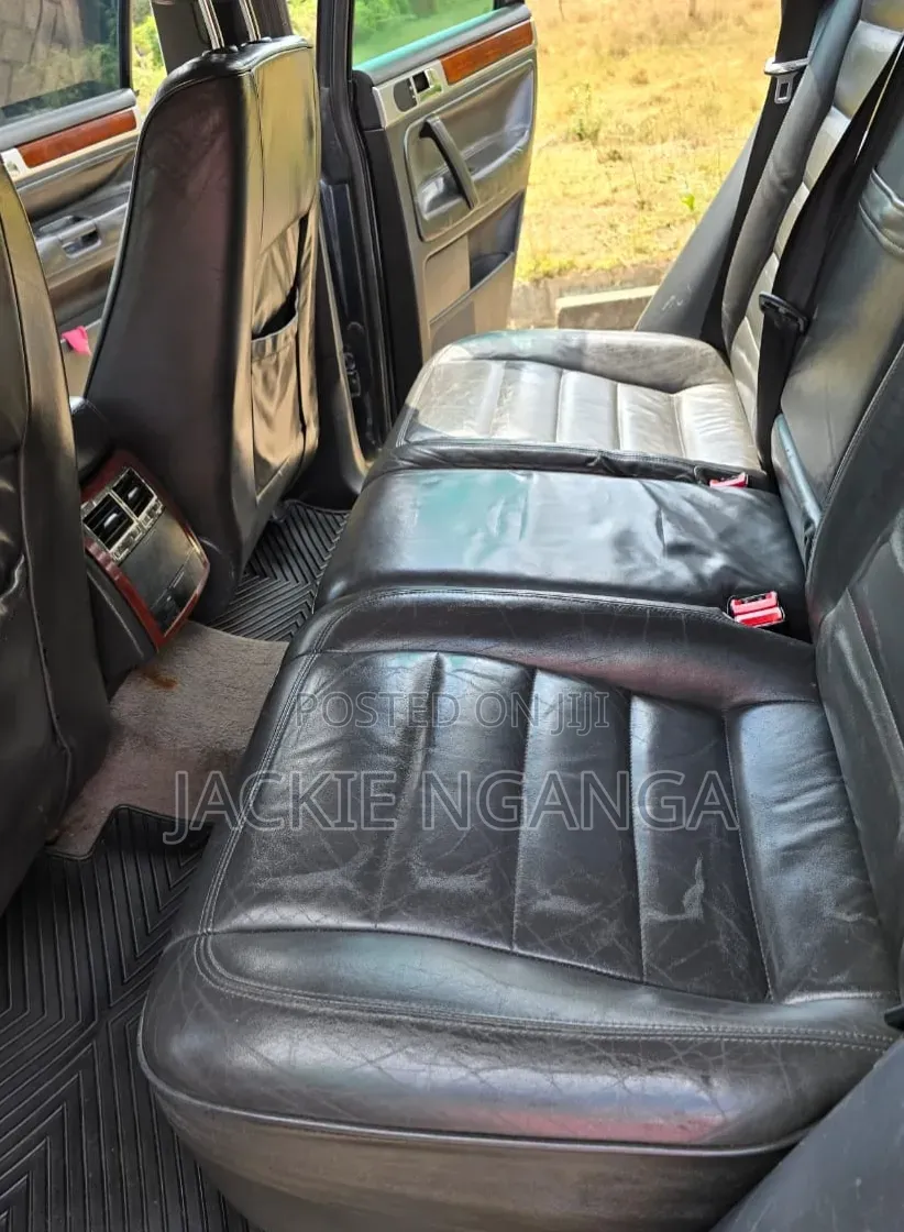 Volkswagen Touareg 2006 Blue