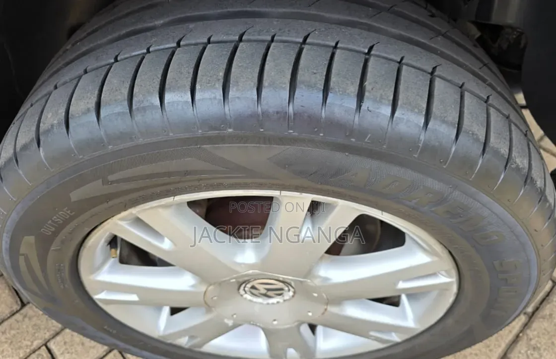 Volkswagen Touareg 2006 Blue