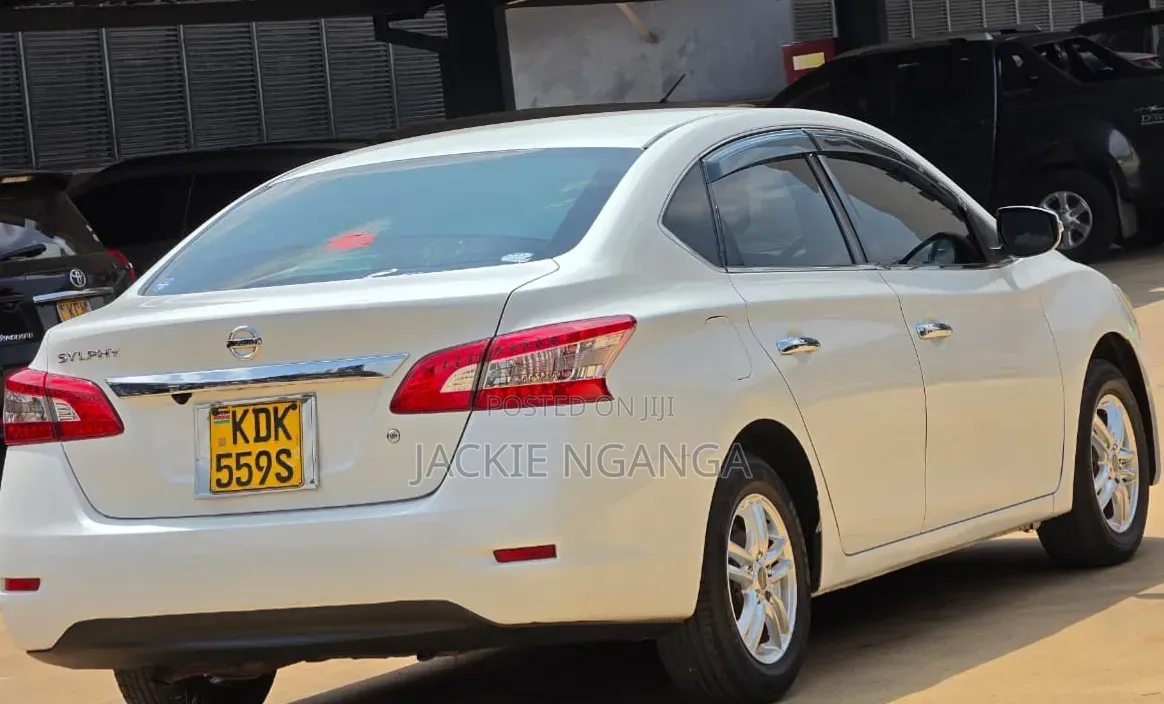 Nissan Bluebird 2015 White