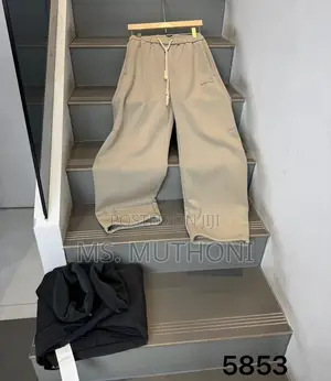 New Heavy-Weight Wide-Leg Joggers