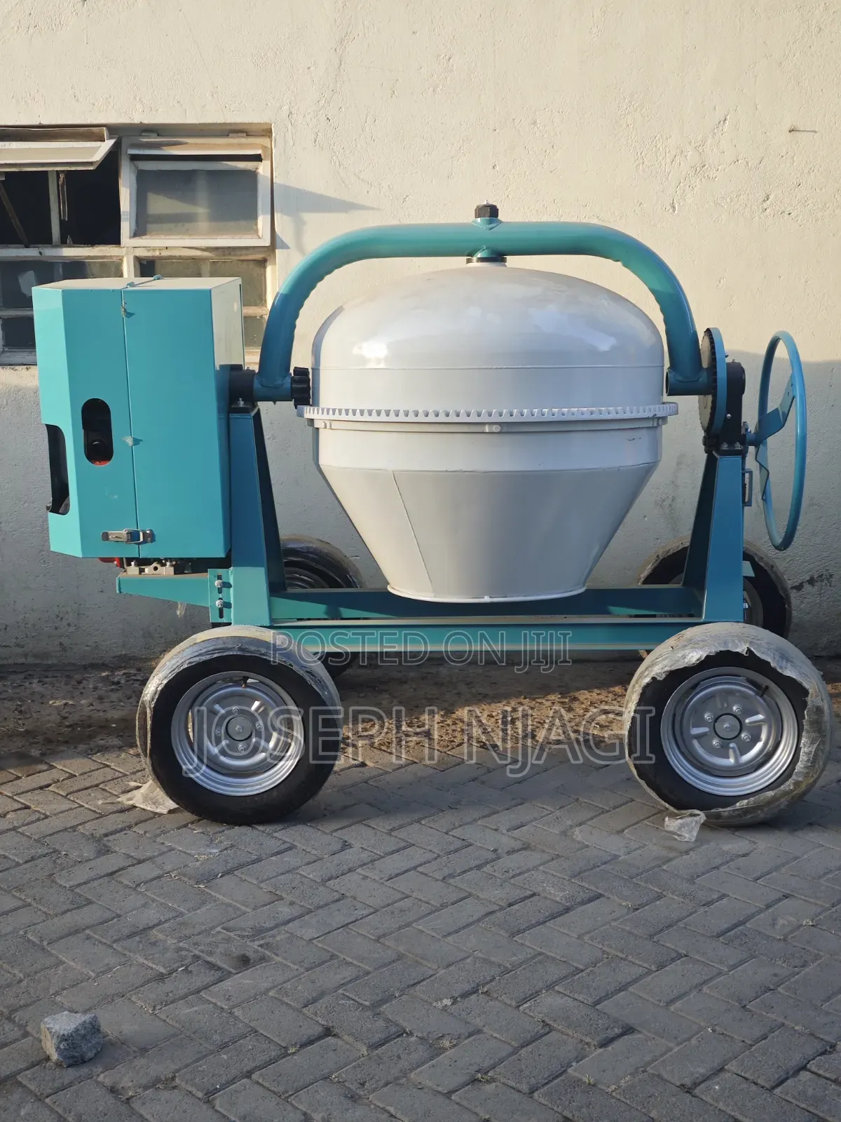 Towable Concrete Mixer