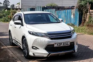 Toyota Harrier 2.0 2017 Pearl