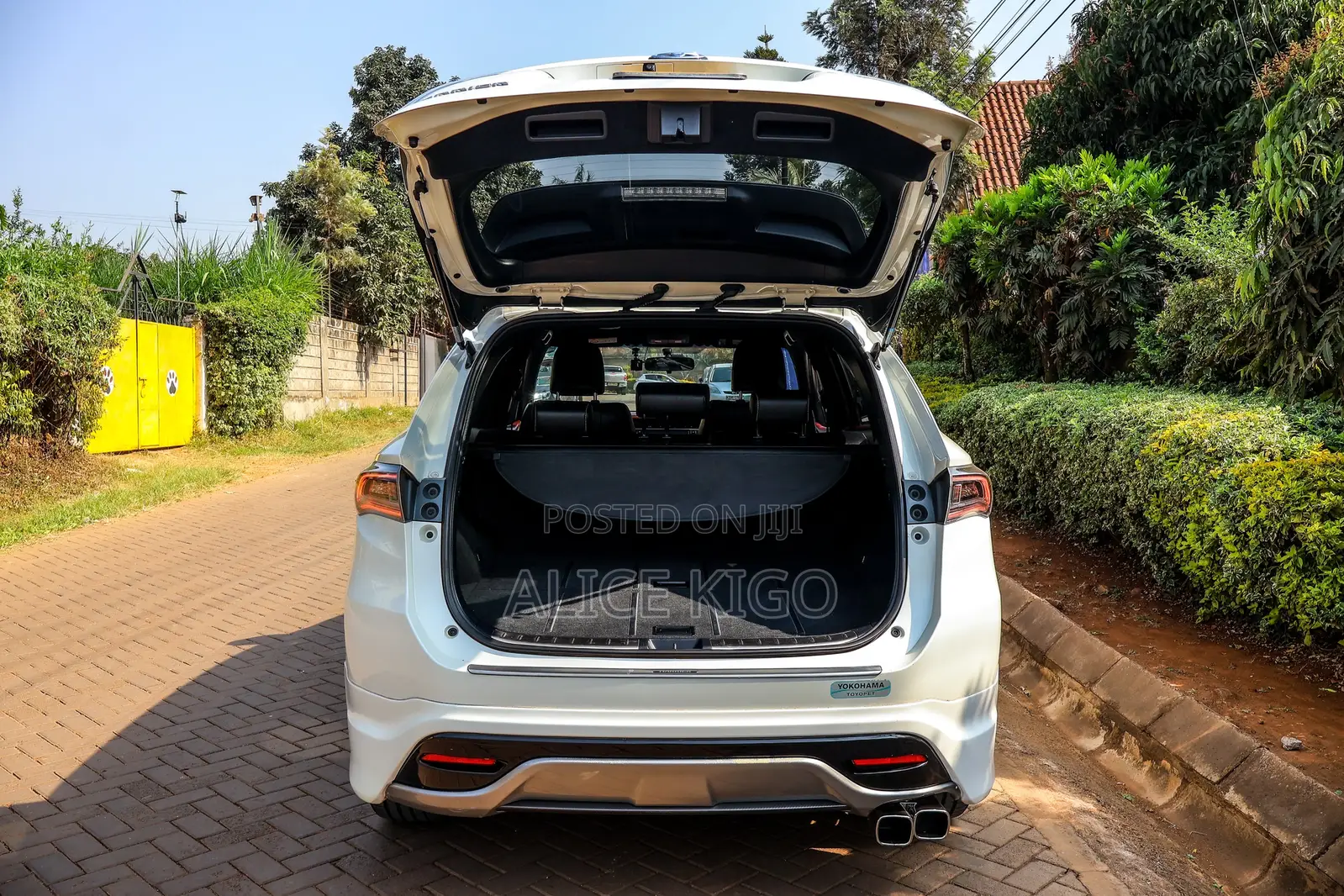 Toyota Harrier 2.0 2017 Pearl
