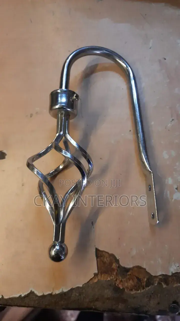 Beautiful Windows, Beautiful Details Silver Shinny Curtain Holders