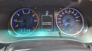 Toyota Hilux 2016 White