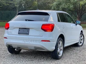 Audi Q2 2019 White
