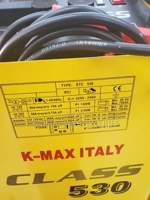 Kmax Italy Class 530 Battery Booster and Charger