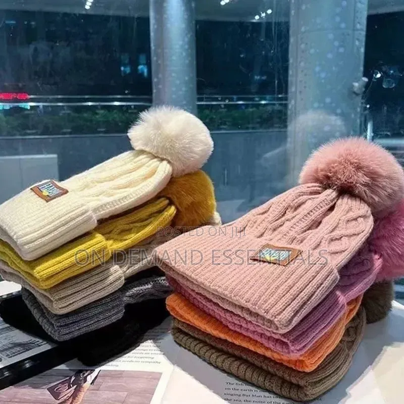Autumn and Winter Pompom Knitted Hat Solid Color