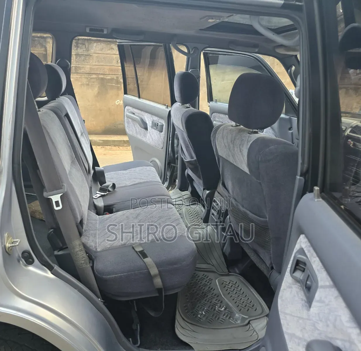 Toyota Land Cruiser 1995 Silver