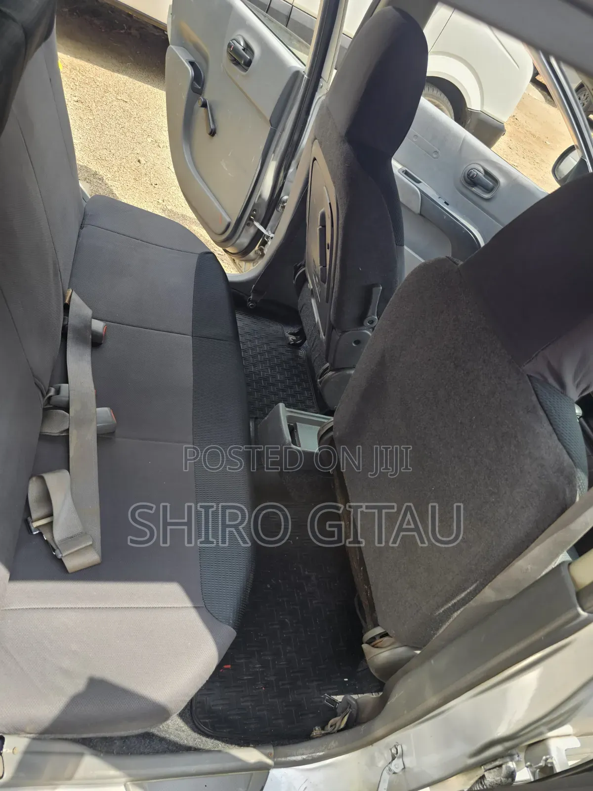 Nissan Advan 2008 Silver