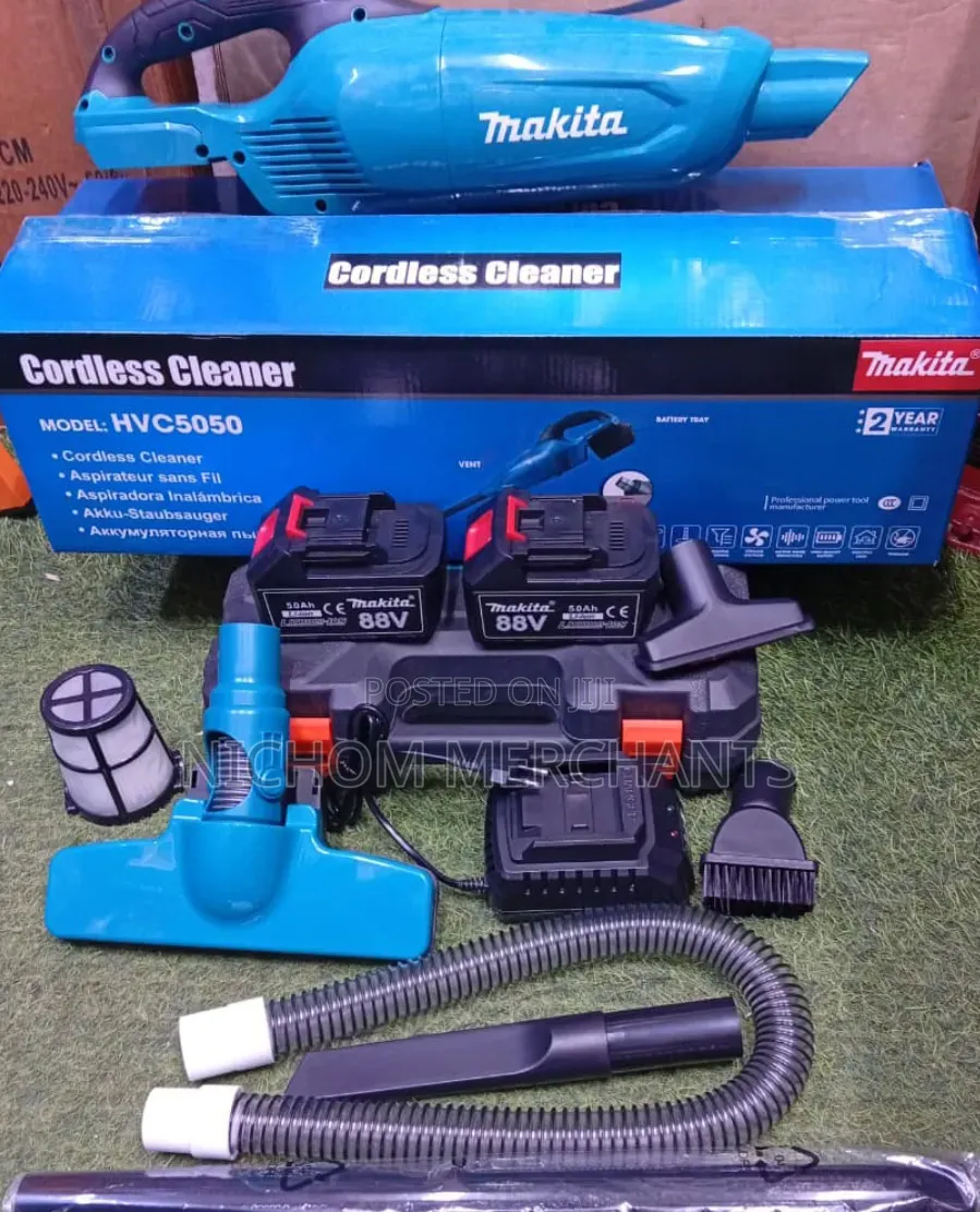Makita Cordless Vacuum Cleaner With Accessories