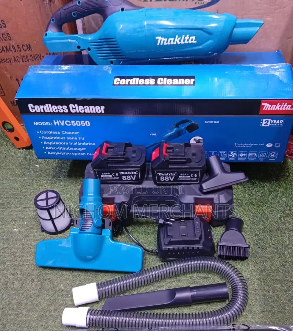 Makita Cordless Vacuum Cleaner With Accessories