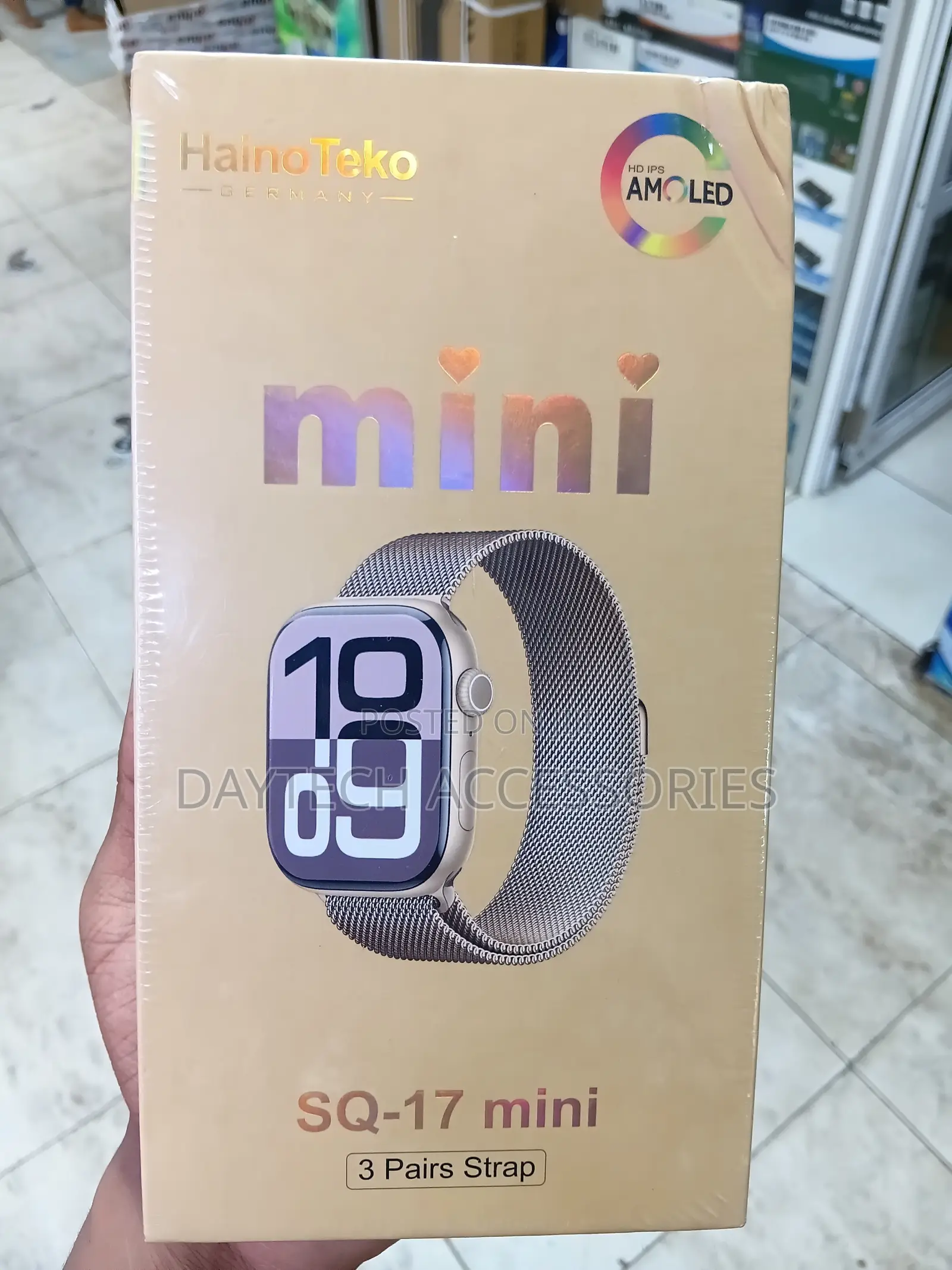 HainoTeko SQ-17 Mini Smart Watch AMOLED Display With 3 Straps.