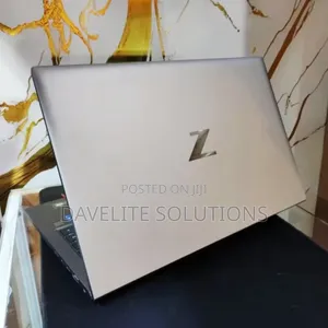 Laptop HP ZBook Firefly G8 16GB Intel Core i7 SSD 512GB