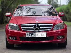 Mercedes-Benz C200 2008 Red