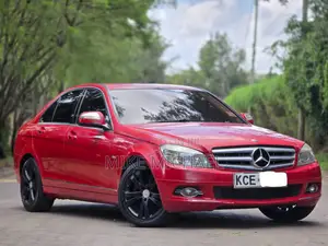 Mercedes-Benz C200 2008 Red