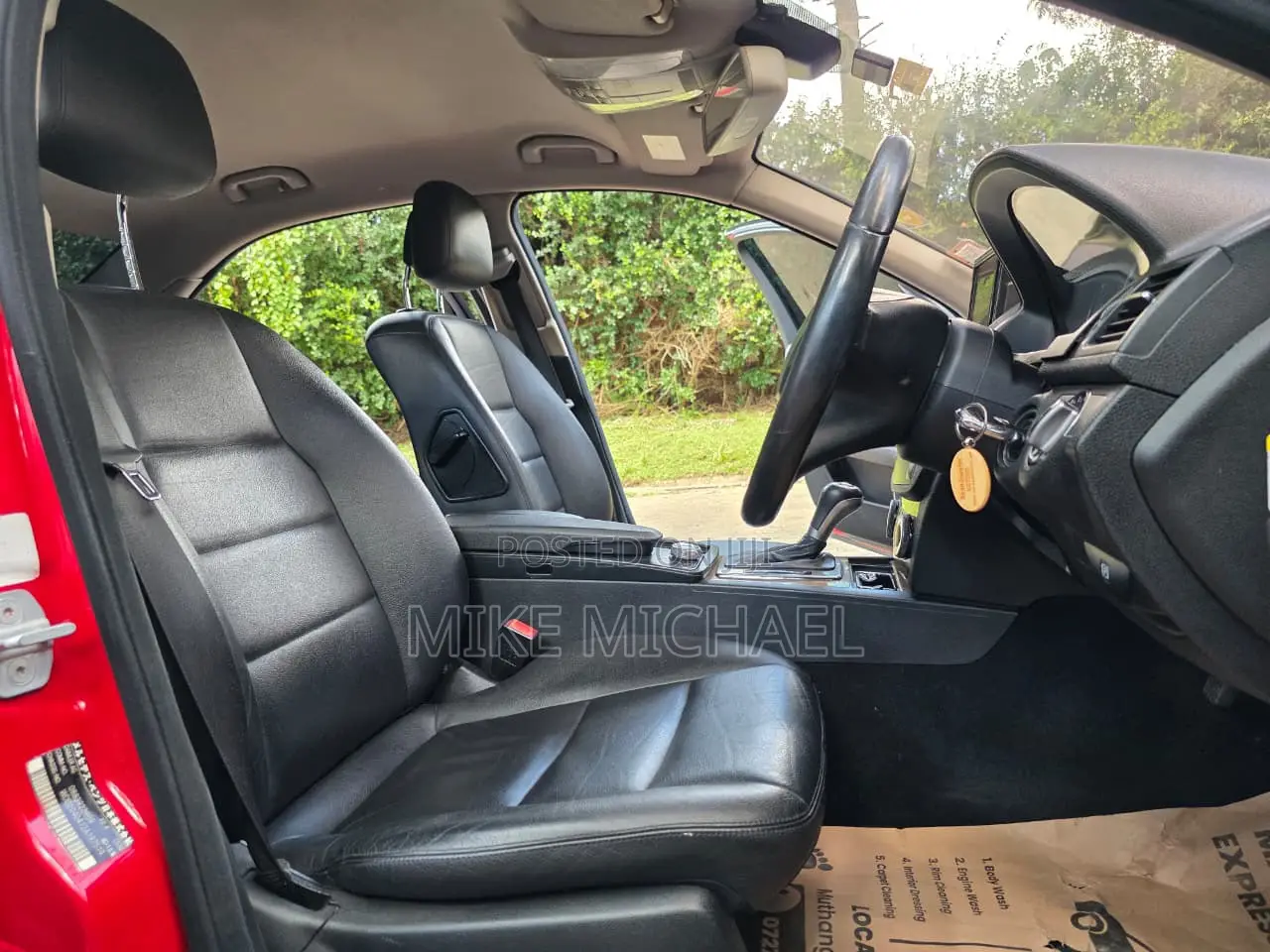 Mercedes-Benz C200 2008 Red