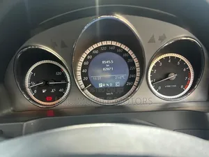 Mercedes-Benz C250 2010 Black