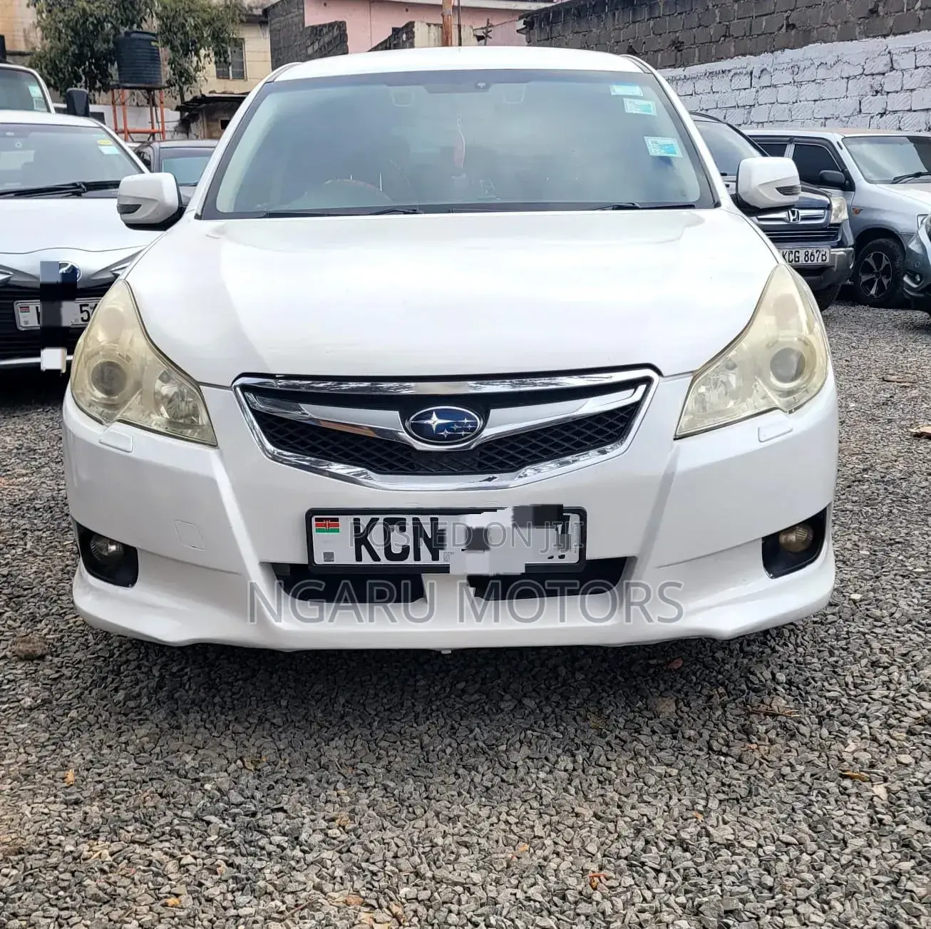 Subaru Legacy 2009 White