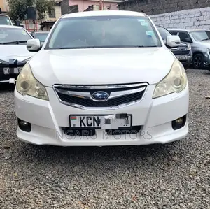 Subaru Legacy 2009 White