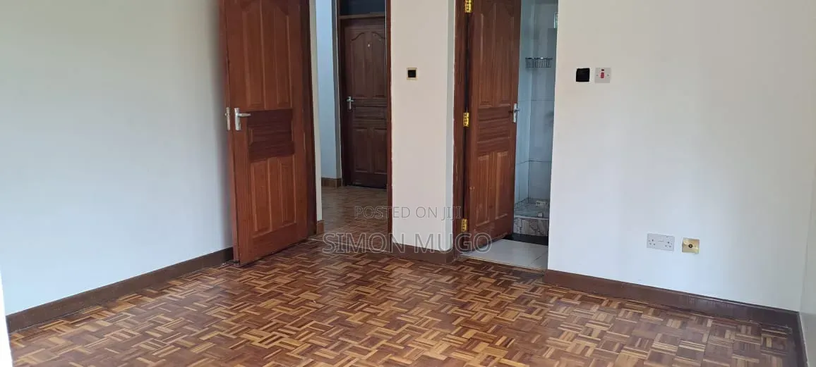 3bdrm Maisonette in Ridgeways for rent