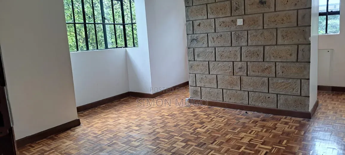 3bdrm Maisonette in Ridgeways for rent