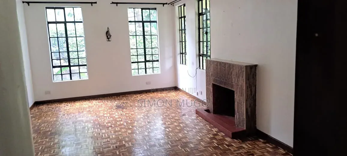 3bdrm Maisonette in Ridgeways for rent