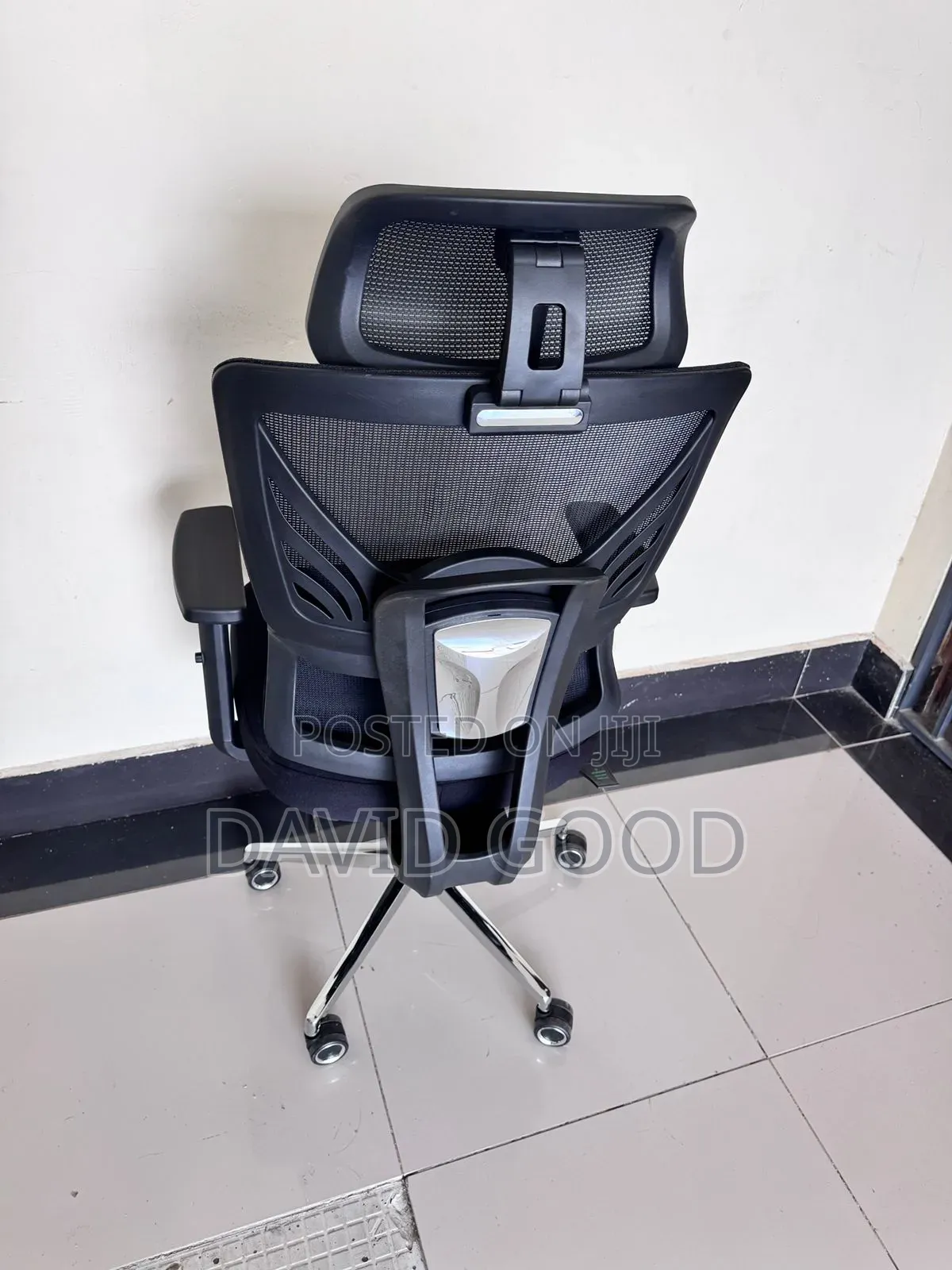 Swivel Ergonomic Chair