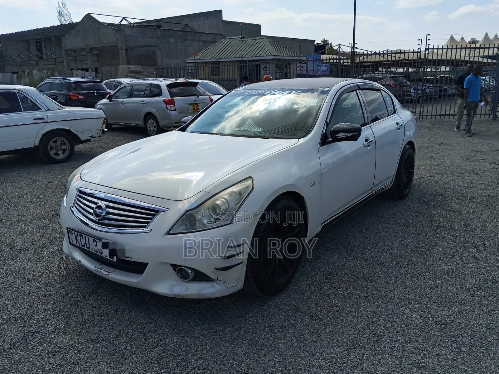 Nissan Skyline 2008 White
