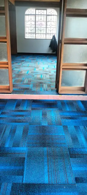 Blue Carpet Tiles That Combine Beauty and Practicality.