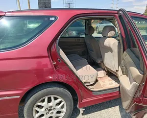 Toyota Vista 2000 Red
