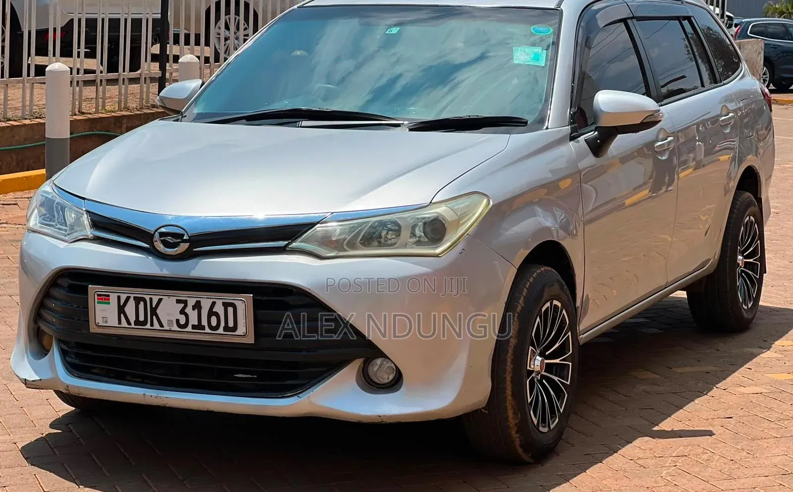 Toyota Corolla Fielder 2015 Silver