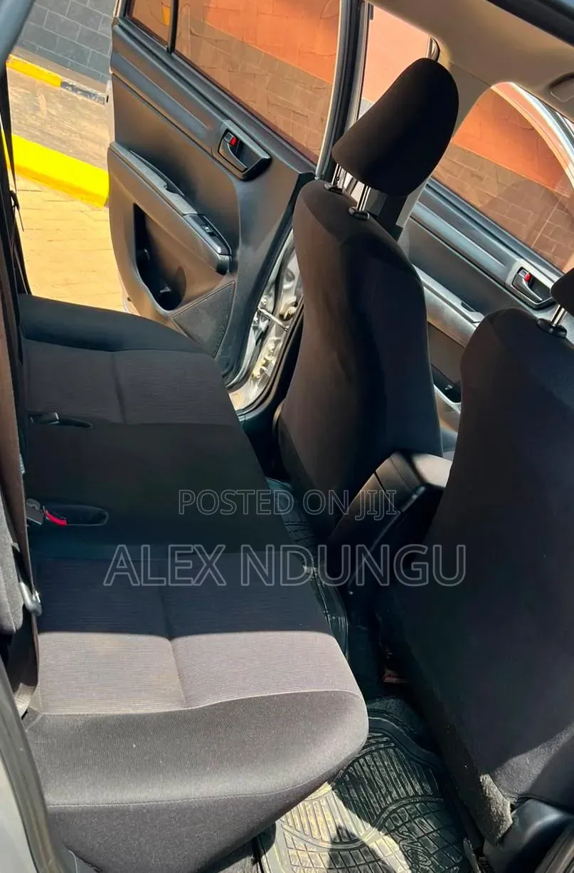 Toyota Corolla Fielder 2015 Silver