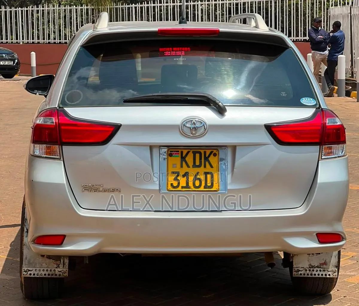 Toyota Corolla Fielder 2015 Silver