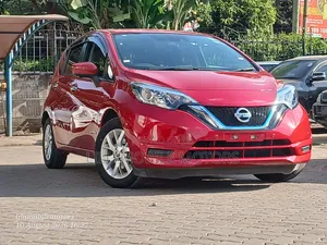 Nissan Note 1.2 Hybrid 2019 Red