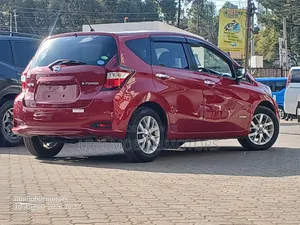 Nissan Note 1.2 Hybrid 2019 Red