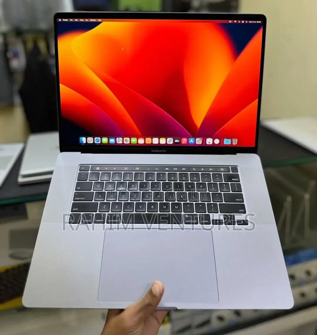 Laptop Apple MacBook Pro 2019 16GB Intel Core i9 SSD 512GB