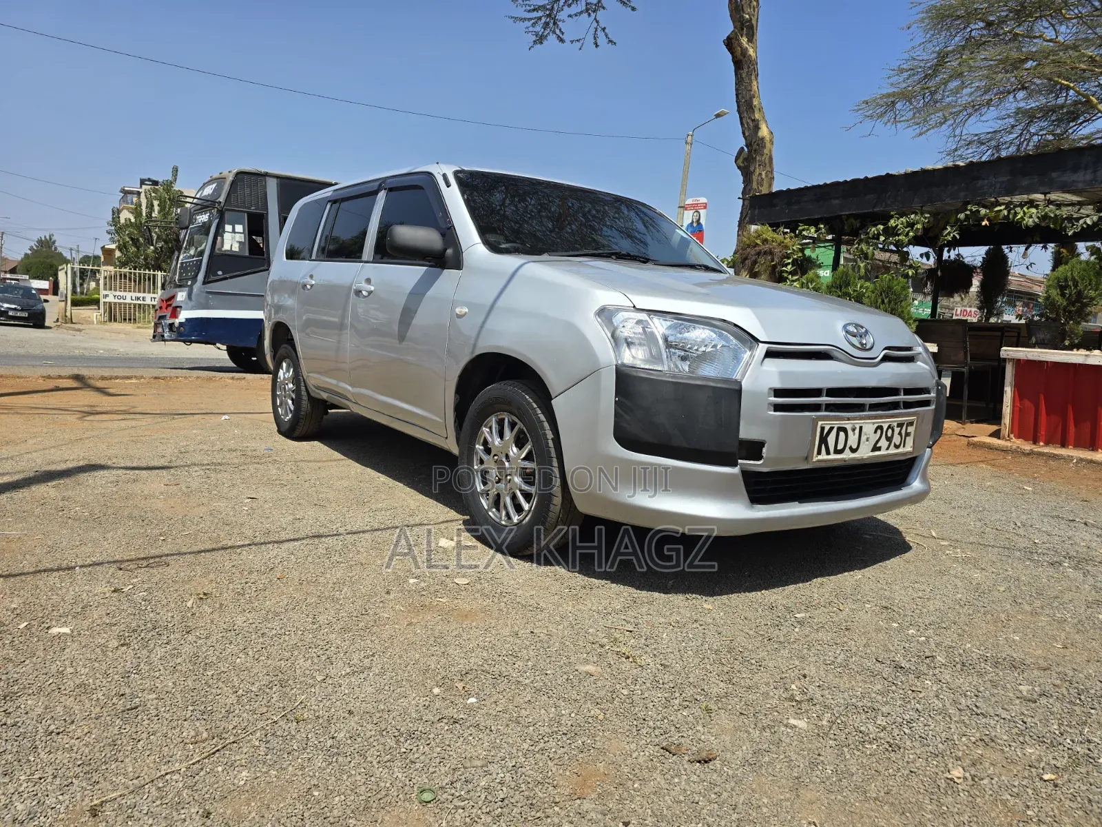 Toyota Succeed SV Premium 2016 Silver