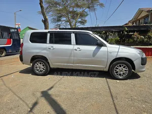 Toyota Succeed SV Premium 2016 Silver