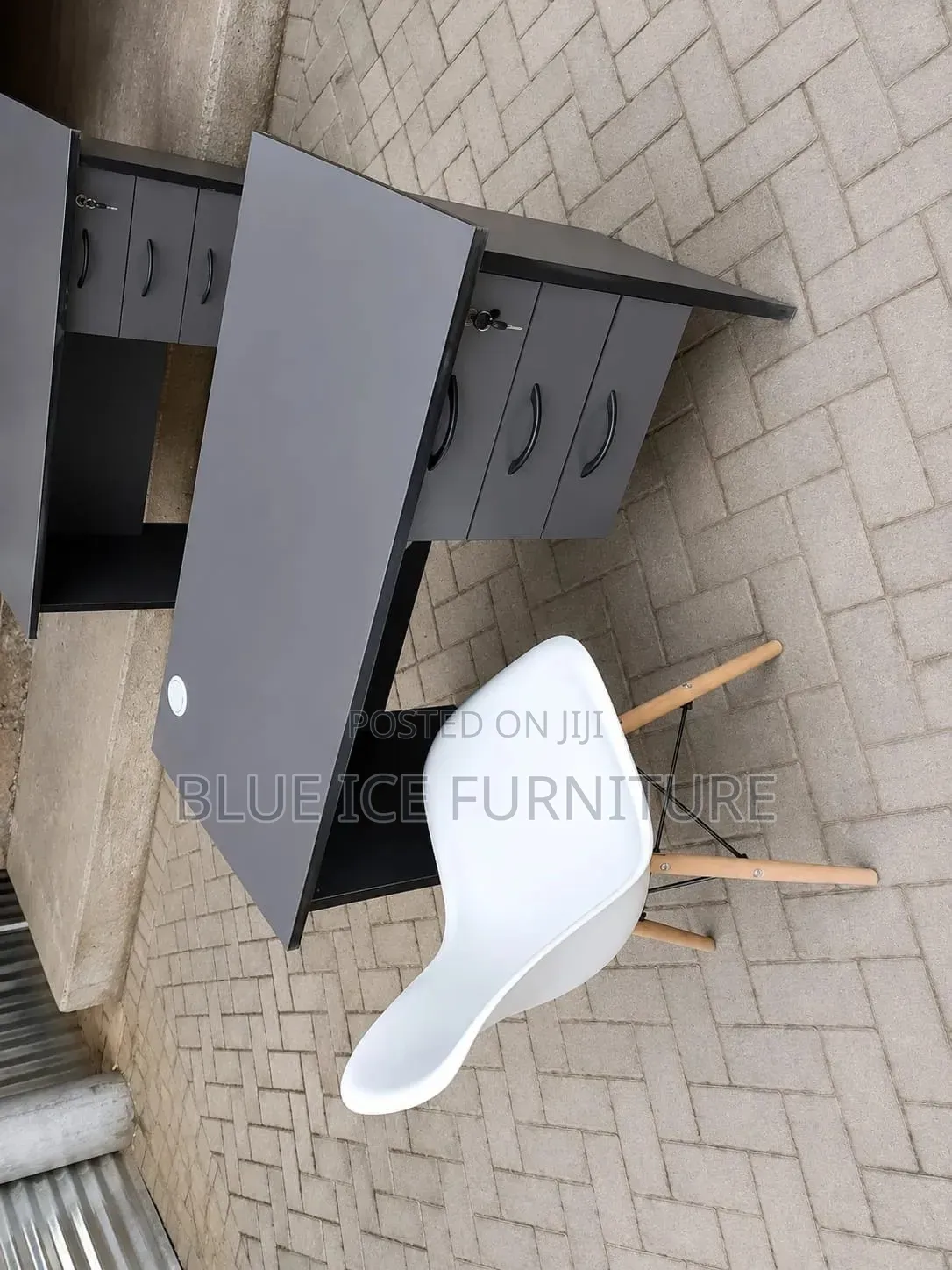 Modern Office Desk With Lockable Drawers White Eames Chair - Solid
