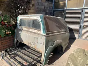 Hilux Truck Bed, Lights, Fenders Fibreglass Canopy