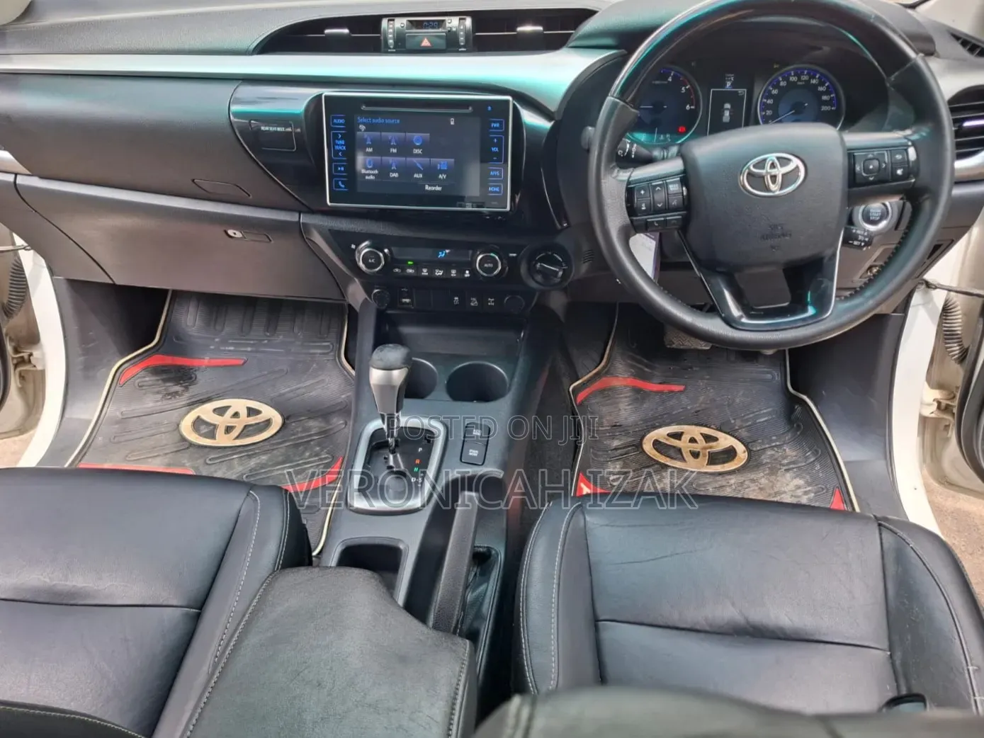 Toyota Hilux 2016 White