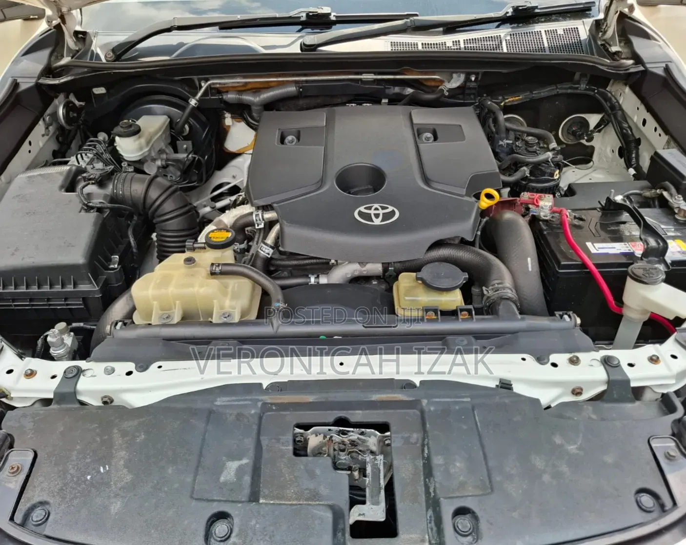 Toyota Hilux 2016 White