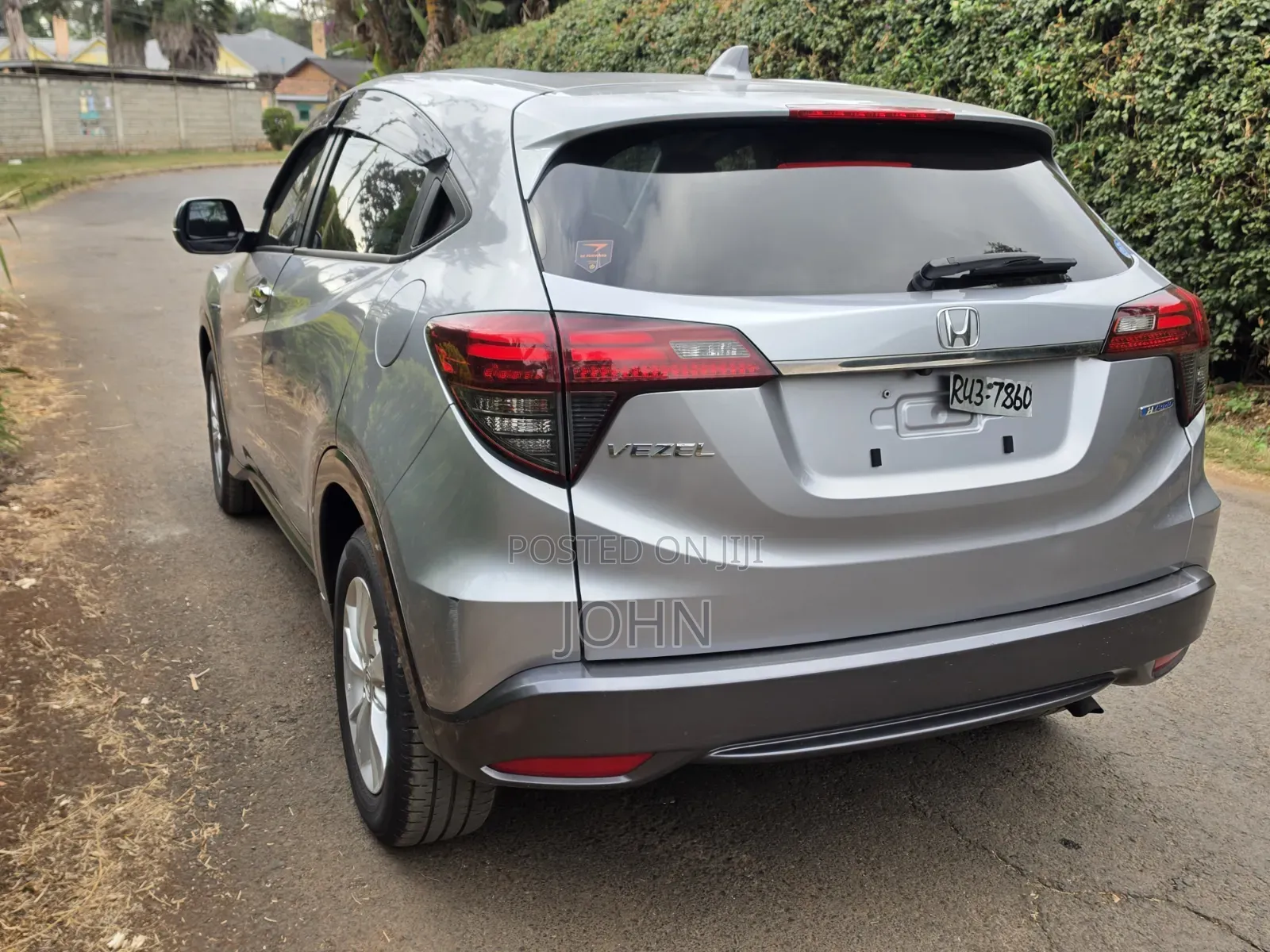 Honda Vezel 2019 Silver