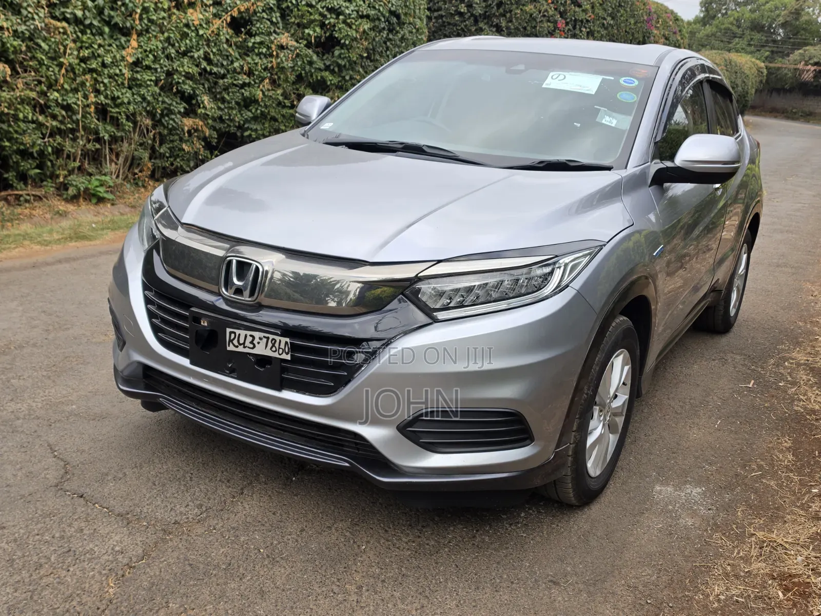 Honda Vezel 2019 Silver